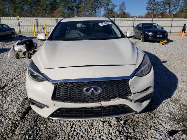 Photo 4 VIN: SJKCH5CP9JA043837 - INFINITI QX30 BASE 