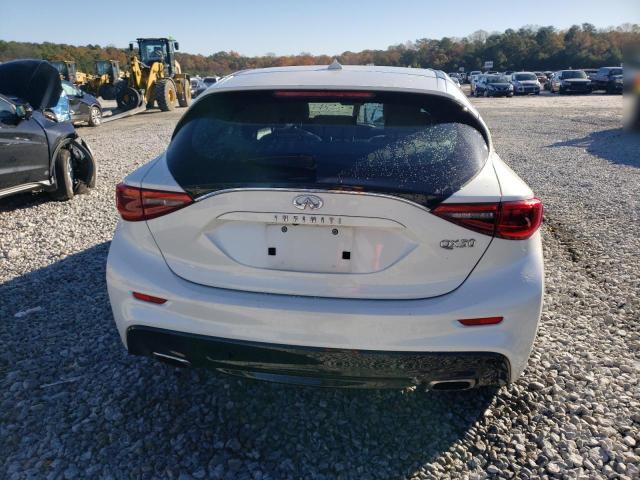 Photo 5 VIN: SJKCH5CP9JA043837 - INFINITI QX30 BASE 