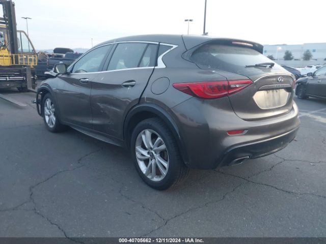 Photo 2 VIN: SJKCH5CP9JA048049 - INFINITI QX30 