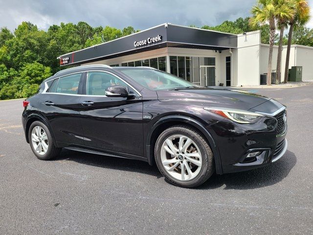 Photo 1 VIN: SJKCH5CP9JA054451 - INFINITI QX30 