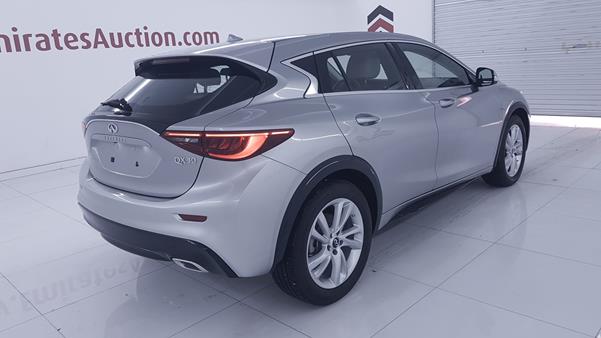 Photo 8 VIN: SJKCH5CPXJA046861 - INFINITI Q 30 