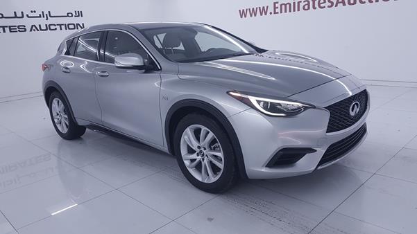 Photo 9 VIN: SJKCH5CPXJA046861 - INFINITI Q 30 