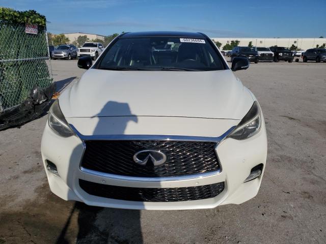 Photo 4 VIN: SJKCH5CPXJA047105 - INFINITI QX30 