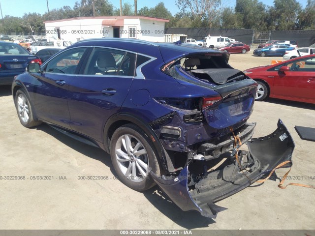 Photo 2 VIN: SJKCH5CPXJA047380 - INFINITI QX30 