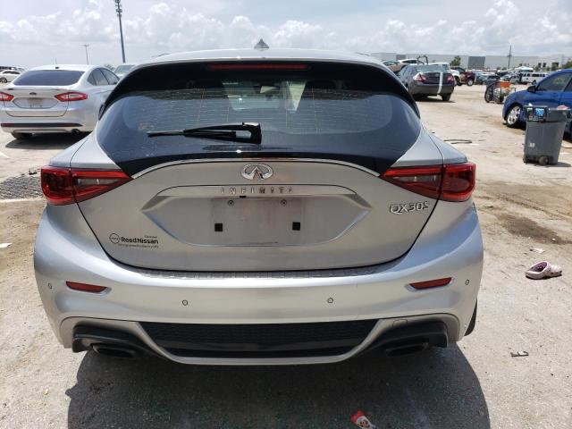 Photo 5 VIN: SJKCH5CPXJA054703 - INFINITI QX30 