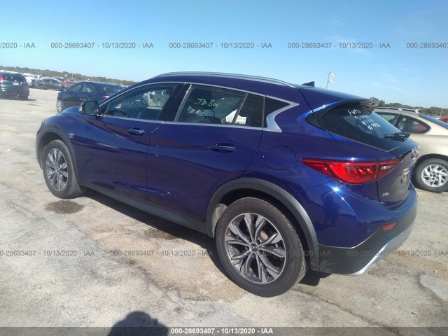 Photo 2 VIN: SJKCH5CR0HA017705 - INFINITI QX30 