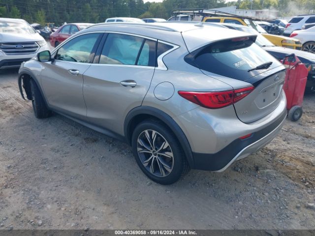 Photo 2 VIN: SJKCH5CR0HA018398 - INFINITI QX30 