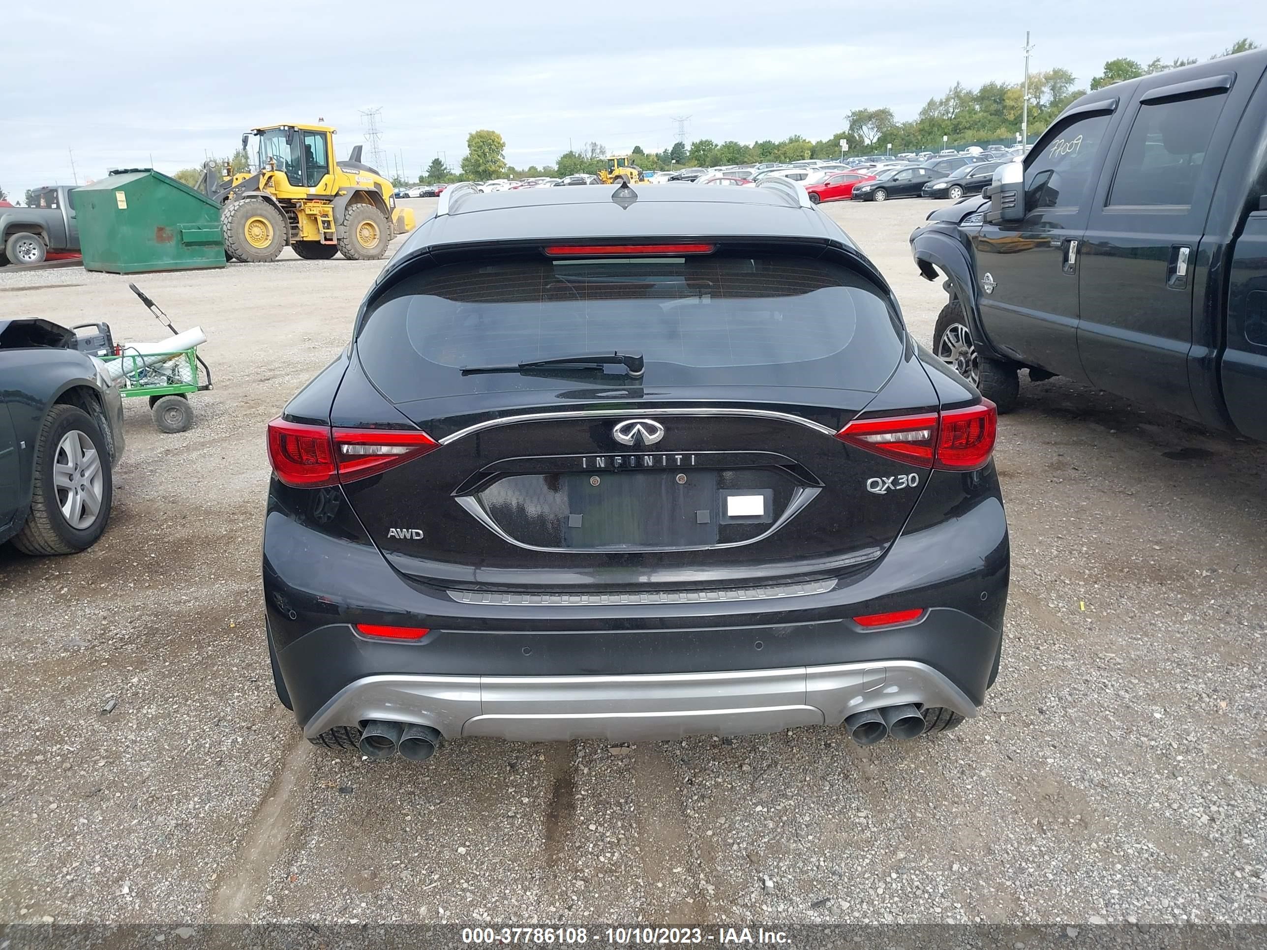 Photo 15 VIN: SJKCH5CR0HA022080 - INFINITI QX30 