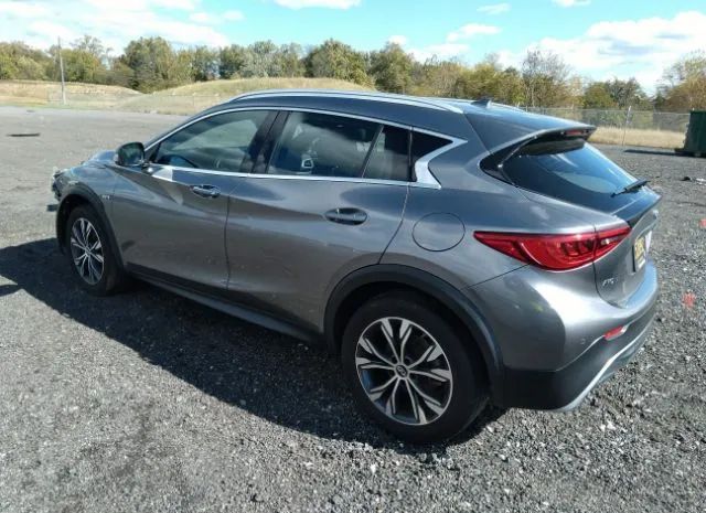 Photo 2 VIN: SJKCH5CR0HA023603 - INFINITI QX30 