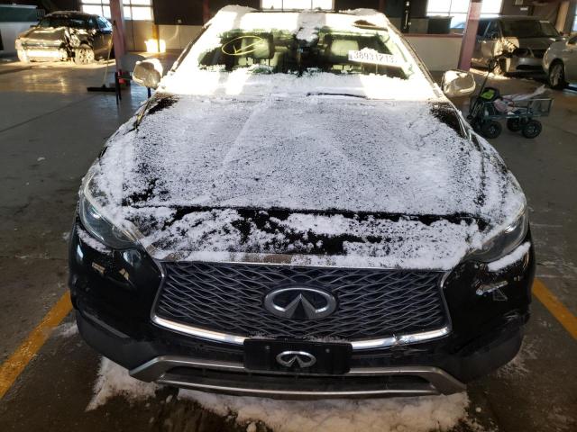 Photo 4 VIN: SJKCH5CR0HA036075 - INFINITI QX30 BASE 