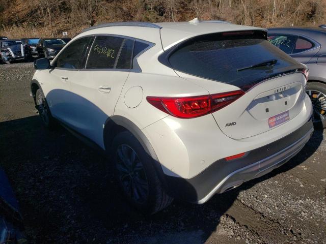 Photo 1 VIN: SJKCH5CR0JA044151 - INFINITI QX30 PURE 