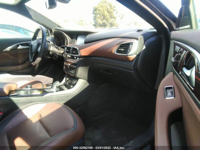 Photo 4 VIN: SJKCH5CR0JA047888 - INFINITI QX30 