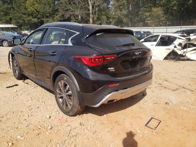 Photo 2 VIN: SJKCH5CR0JA052041 - INFINITI QX30 BASE 