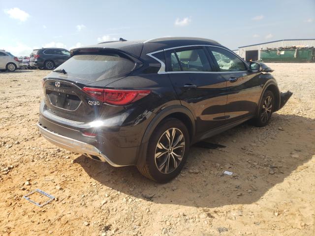 Photo 3 VIN: SJKCH5CR0JA052041 - INFINITI QX30 BASE 