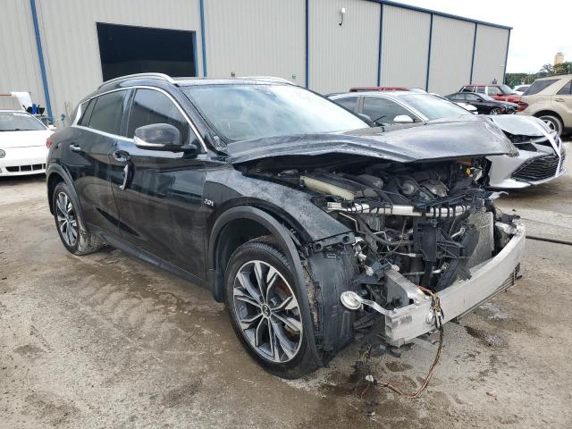 Photo 3 VIN: SJKCH5CR0JA053268 - INFINITI QX30 