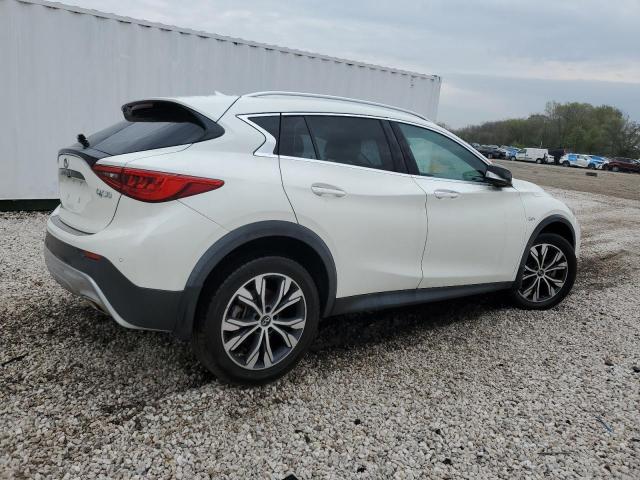 Photo 2 VIN: SJKCH5CR0JA056929 - INFINITI QX30 