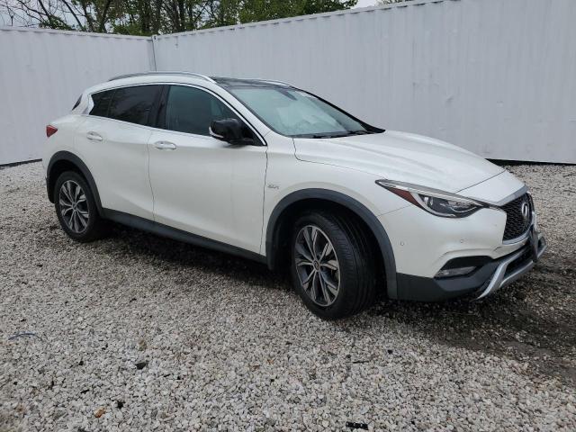 Photo 3 VIN: SJKCH5CR0JA056929 - INFINITI QX30 