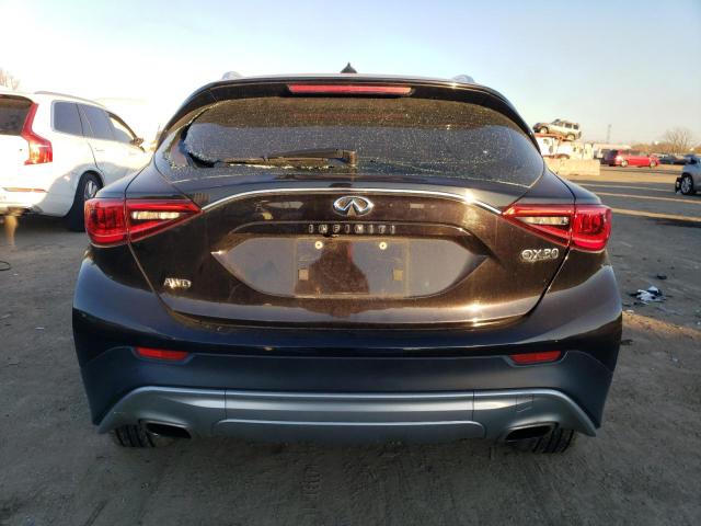 Photo 5 VIN: SJKCH5CR0JA057773 - INFINITI QX30 