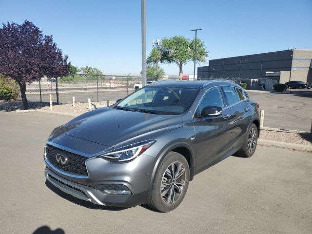 Photo 1 VIN: SJKCH5CR0KA011703 - INFINITI QX30 