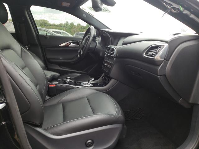 Photo 4 VIN: SJKCH5CR1HA025389 - INFINITI QX30 BASE 