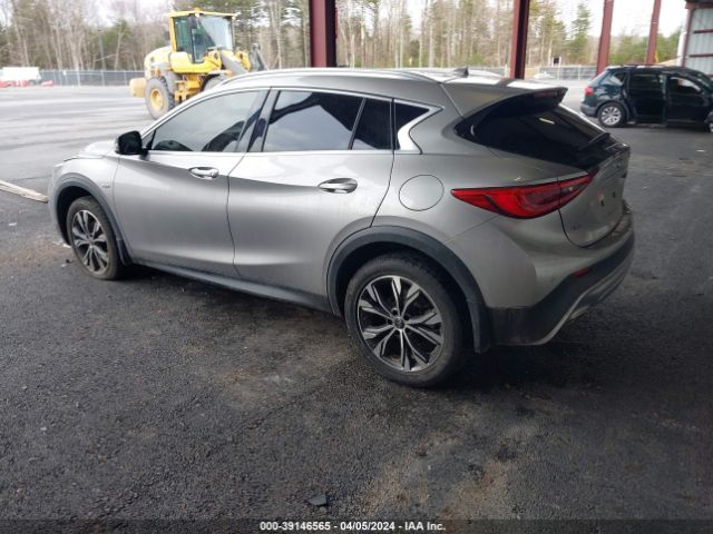 Photo 2 VIN: SJKCH5CR1HA031998 - INFINITI QX30 