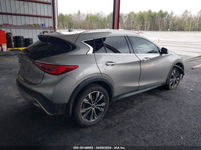 Photo 3 VIN: SJKCH5CR1HA031998 - INFINITI QX30 