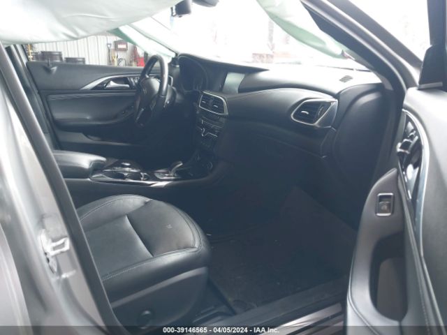 Photo 4 VIN: SJKCH5CR1HA031998 - INFINITI QX30 