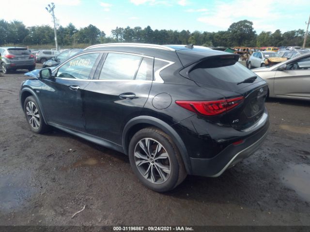 Photo 2 VIN: SJKCH5CR1HA035551 - INFINITI QX30 