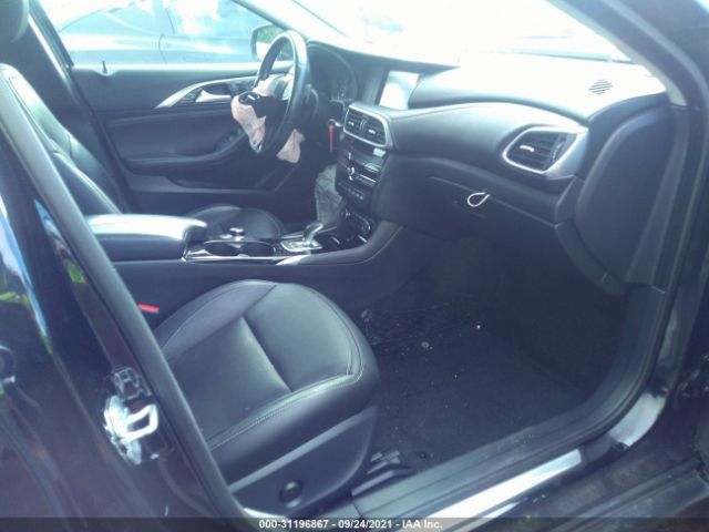 Photo 4 VIN: SJKCH5CR1HA035551 - INFINITI QX30 