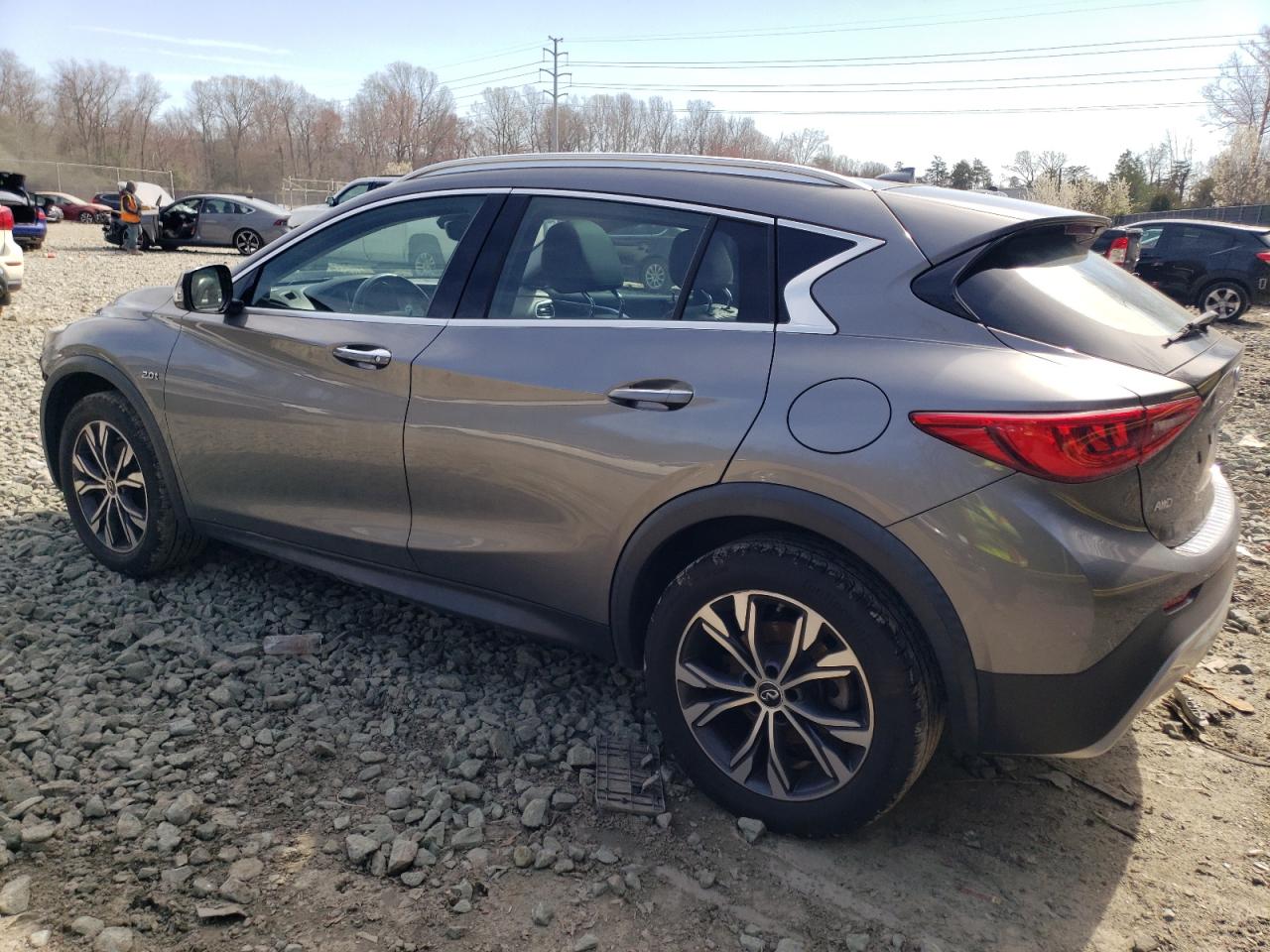 Photo 1 VIN: SJKCH5CR1HA036800 - INFINITI QX30 