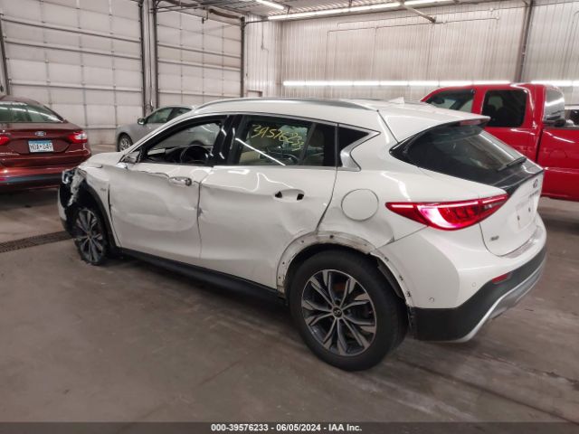 Photo 2 VIN: SJKCH5CR2HA024154 - INFINITI QX30 