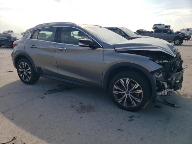 Photo 3 VIN: SJKCH5CR2HA025367 - INFINITI QX30 BASE 