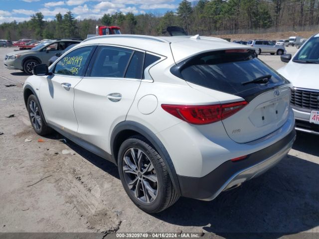 Photo 2 VIN: SJKCH5CR2HA025451 - INFINITI QX30 