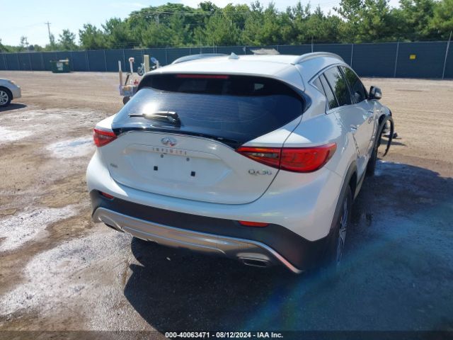 Photo 3 VIN: SJKCH5CR2HA029368 - INFINITI QX30 