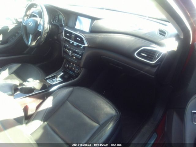 Photo 4 VIN: SJKCH5CR2HA030357 - INFINITI QX30 