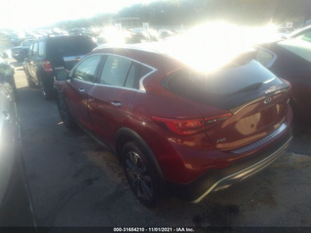 Photo 2 VIN: SJKCH5CR2HA030357 - INFINITI QX30 