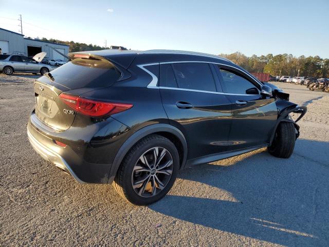 Photo 2 VIN: SJKCH5CR2HA035946 - INFINITI QX30 