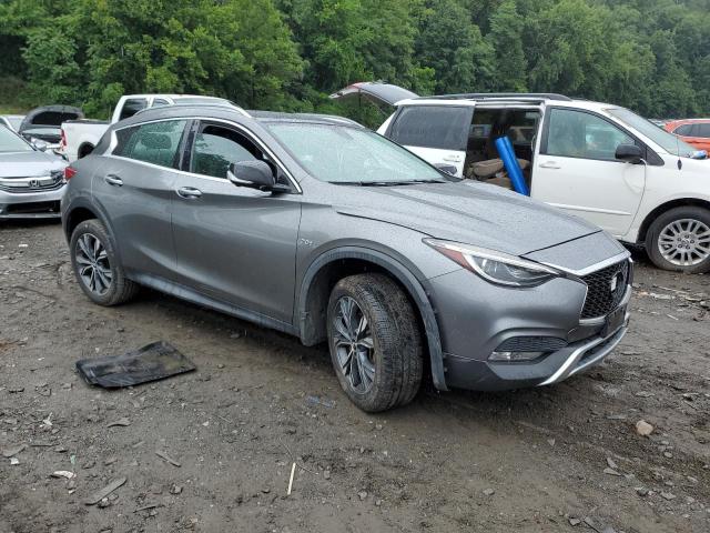 Photo 3 VIN: SJKCH5CR2JA003178 - INFINITI QX30 BASE 