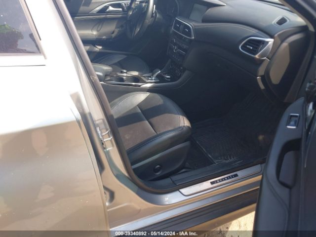 Photo 4 VIN: SJKCH5CR2JA004850 - INFINITI QX30 