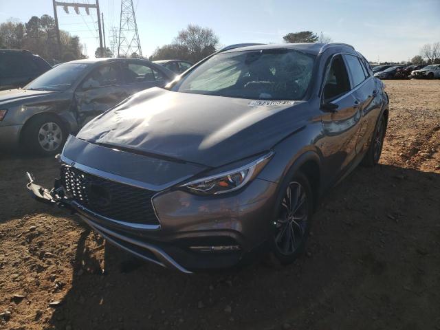 Photo 1 VIN: SJKCH5CR2JA053160 - INFINITI QX30 BASE 