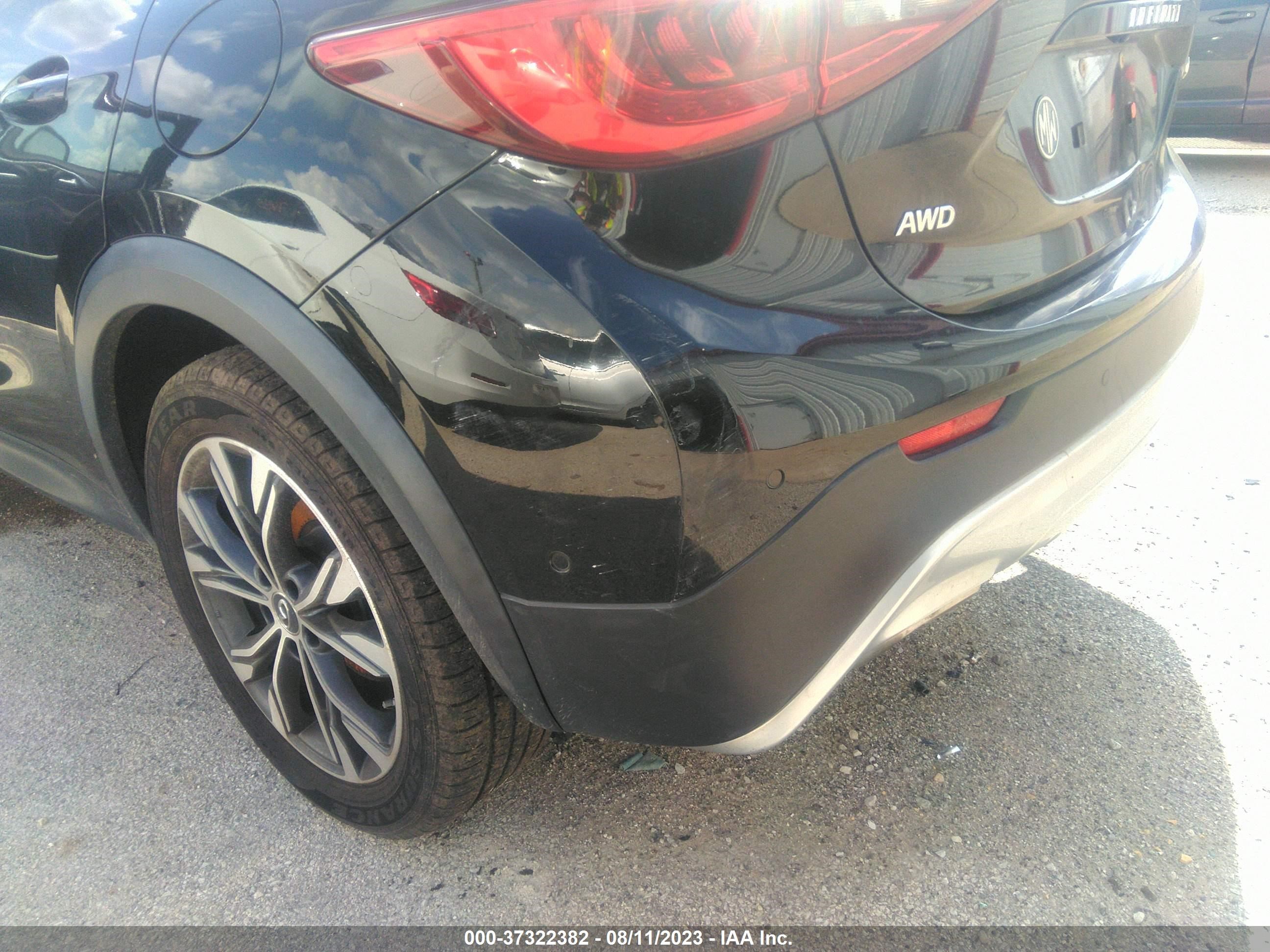 Photo 11 VIN: SJKCH5CR2KA009886 - INFINITI QX30 