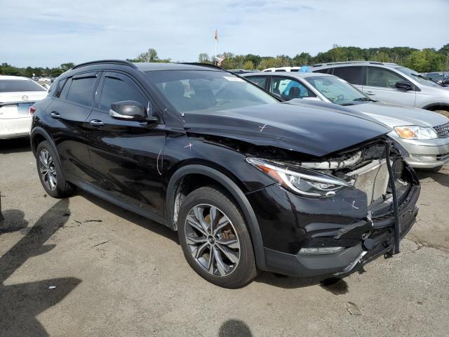 Photo 3 VIN: SJKCH5CR3HA033235 - INFINITI QX30 BASE 