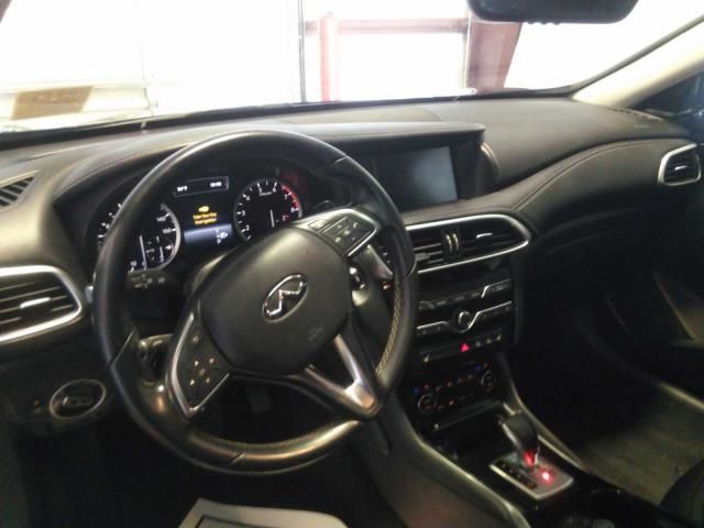 Photo 6 VIN: SJKCH5CR3HA036894 - INFINITI QX30 