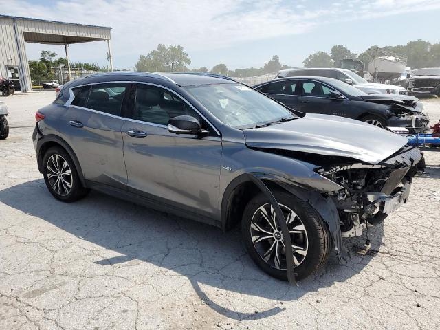 Photo 3 VIN: SJKCH5CR3JA002198 - INFINITI QX30 