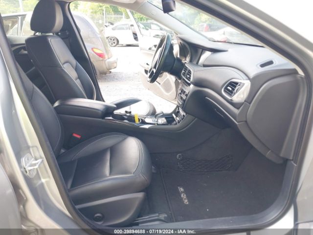 Photo 4 VIN: SJKCH5CR3JA045195 - INFINITI QX30 