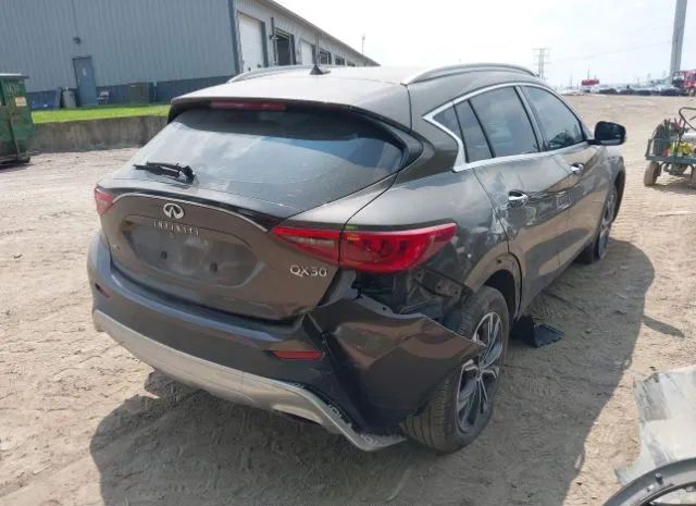 Photo 3 VIN: SJKCH5CR3JA047898 - INFINITI QX30 