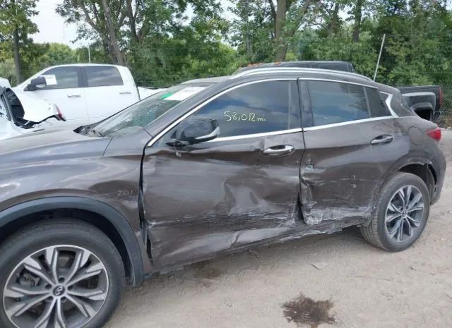 Photo 5 VIN: SJKCH5CR3JA047898 - INFINITI QX30 