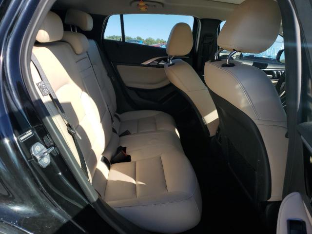 Photo 10 VIN: SJKCH5CR3KA009251 - INFINITI QX30 LUXE 