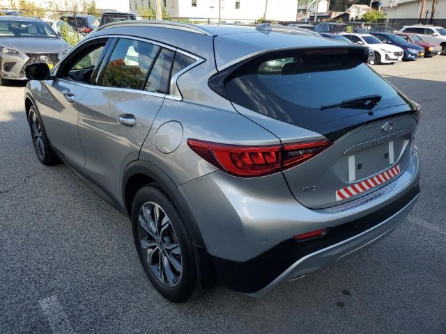 Photo 2 VIN: SJKCH5CR3KA009881 - INFINITI QX30 