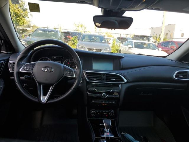 Photo 4 VIN: SJKCH5CR3KA009881 - INFINITI QX30 